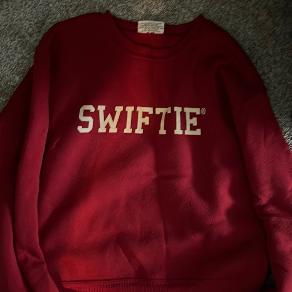 Taylor Swift Sweatshirt